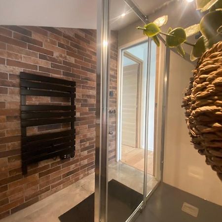 Magnifique Grange Avec Spa / Love Room Saint-André-de-Cubzac المظهر الخارجي الصورة